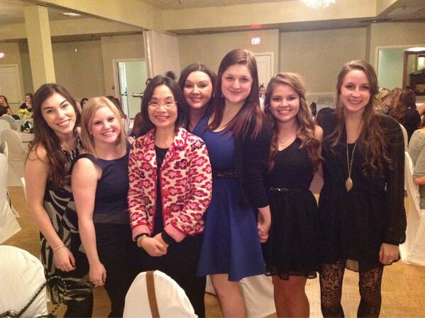 StThomasU's tweet photo. Professor Jan Wong and members of her Journalism class. @StThomasU #classof2014 http://t.co/foKfOZ3yz7