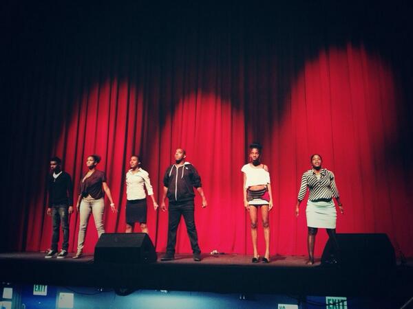 TallManFound's tweet photo. Nothing says "Carnival is here!" like 3Canal show rehearsals! #Grimeee http://t.co/k0bMWlKqR3