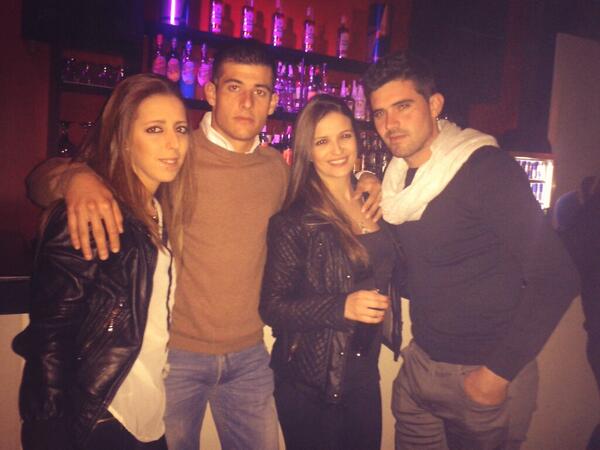 jesusma17's tweet photo. Otra maravillosa noche en familia!!!@lcasillastrejo @ali_obreo19 @mvaleroguerrero http://t.co/kxR5bShCGZ