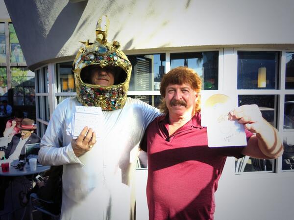 Communing with the fellow artists of LA, looking to make it in this town. <a href="/woodruffmovies/">Dennis Woodruff</a> #hollywoodlegends