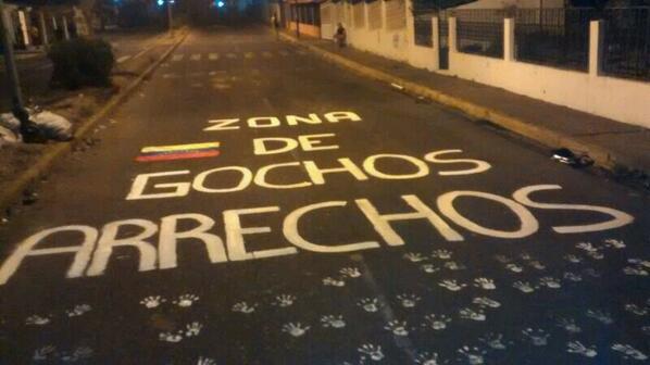 xavier_fer's tweet photo. "@Protestas5101: Épico #Mérida #21F  http://t.co/Sy81kl7oYd"