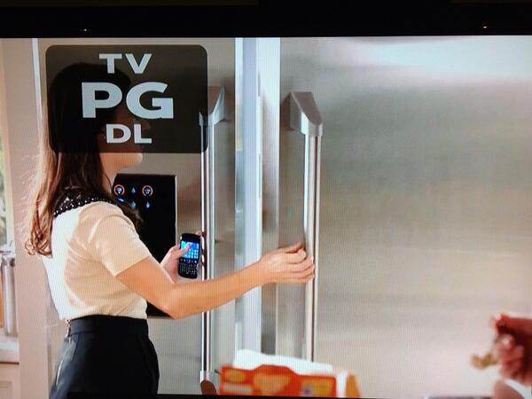 theTVbetch's tweet photo. #TVonTV Who's that girl? #FCC No one knows? Try to guess who the ONLY person in frame is. #MysteryWoman #TV http://t.co/xSf1HNbKy7