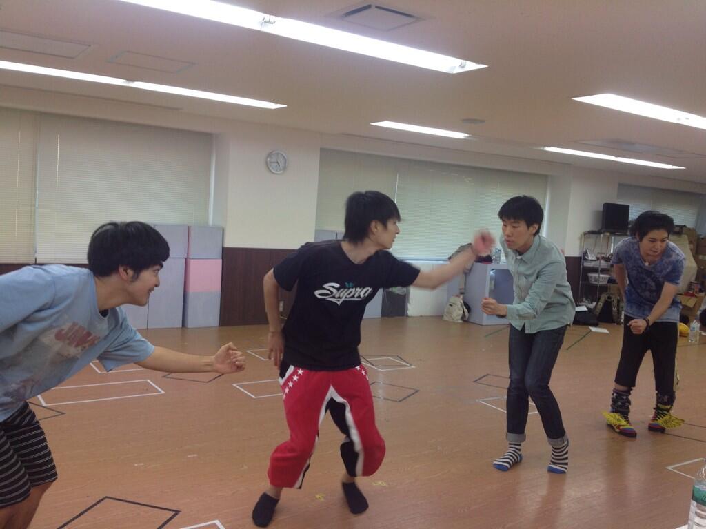 押忍 ふんどし部 お知らせしている通り 白洲迅くんが明日の おすふん歌謡祭 2 を降板することになりました 白洲くんの分まで盛り上げられるよう メンバー力を合わせて最後の練習に励んでいます ご来場の皆さん 楽しみにしていてくださいね 押忍 ふんどし部 お知らせしている通り 白洲迅くんが明日の おすふん歌謡祭 2 を降板することになりました 白洲くんの分まで盛り上げられるよう メンバー力を合わせて最後の練習に励んでいます ご来場の皆さん 楽しみにしていてくださいね