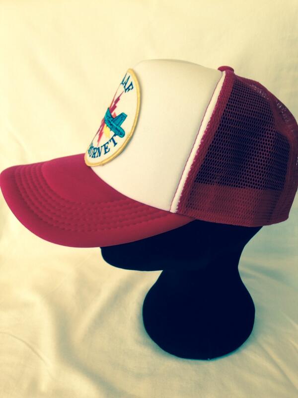 CapsofWar's tweet photo. Side on of the RAAF F/A 18 Hornet Trucker Cap. #coolcaps http://t.co/dIL5Nv4uBX