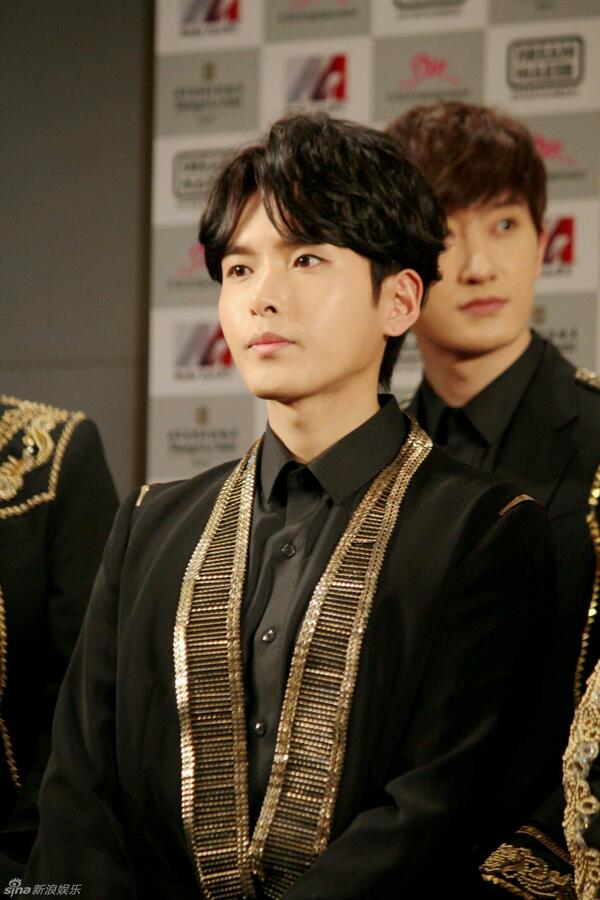 meinlove13's tweet photo. 140222 SS5Beijing #Ryrowook http://t.co/DUHNo1mhjP