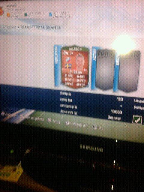 FUTWagerrPs3's tweet photo. @futJev @FUT_MM he scammed me 10k and has 700 followers http://t.co/EADyfFjfpN