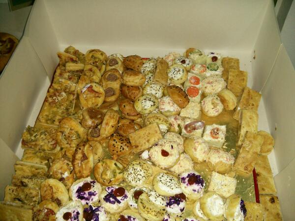 GDGAlexandria's tweet image. Preparing for the coffee break :) # Yummy :)
#dartflight #flightschool #angulardart #Alexandria #Egypt #GDG