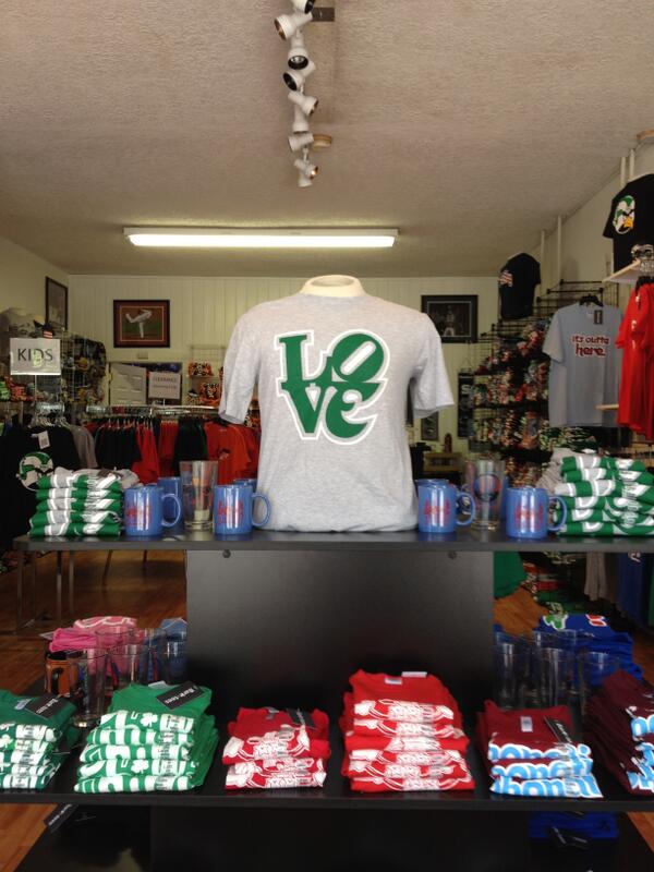 barktees's tweet photo. #Phillies #Flyers #Eagles Fans, get GEARED UP for Game Day! Check out our shop at 12 Haddon Ave Westmont NJ 08108 http://t.co/6vnV8KSdFQ