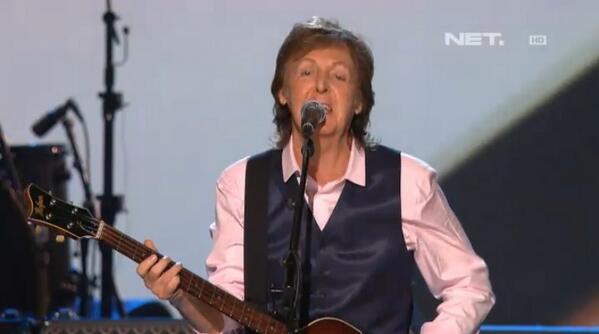 mdtvindonesia's tweet photo. Get back.. Get back to where you once belonged #SaluteToBeatlesOnNET http://t.co/CzcVEc2NHv
