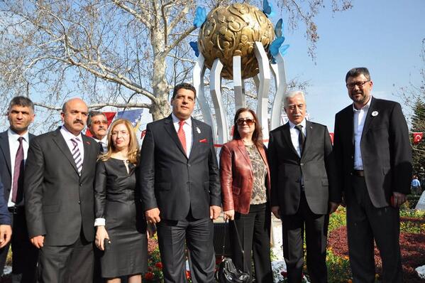 Abdullah Çalışkan Srebrenitsa anıtının açılışına katıldı dua eti