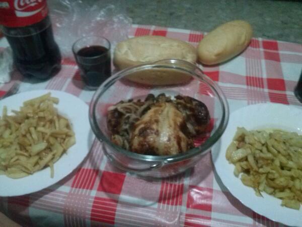 Pollito bueno para el cuerpo jajajaja <a href="/jordan3191/">jordi fdez</a>