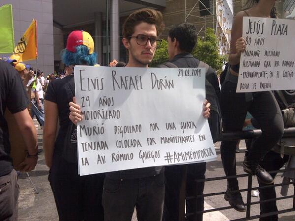 DanielaMariana's tweet image. Ayer me criticaron por pensar que es una aberración #amimeimporta la muerte de cualquier venezolano