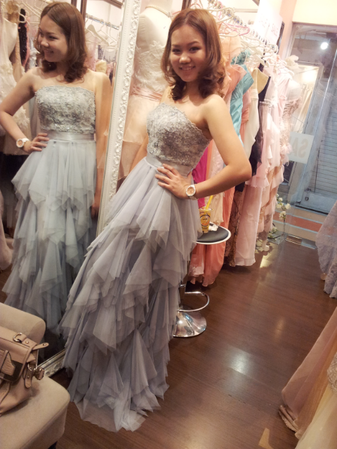 Giggi_cookie's tweet photo. ลองเล่นๆ หาชุดไปออกงาน กริกริ :) http://t.co/BA5crevXQK