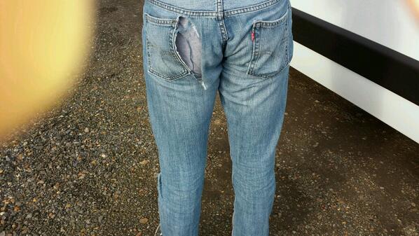 JDLockyer's tweet photo. Blew out a great pair of jeans earlier lifting a radiator. Butt down, back straight...there goes my dignity! http://t.co/Mdrjc2vqsW