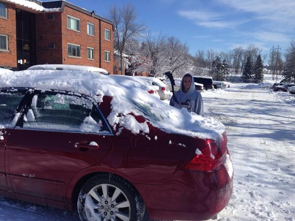 jackietuck's tweet photo. Meanwhile in Minnesota... http://t.co/CjaIQ6bM7O