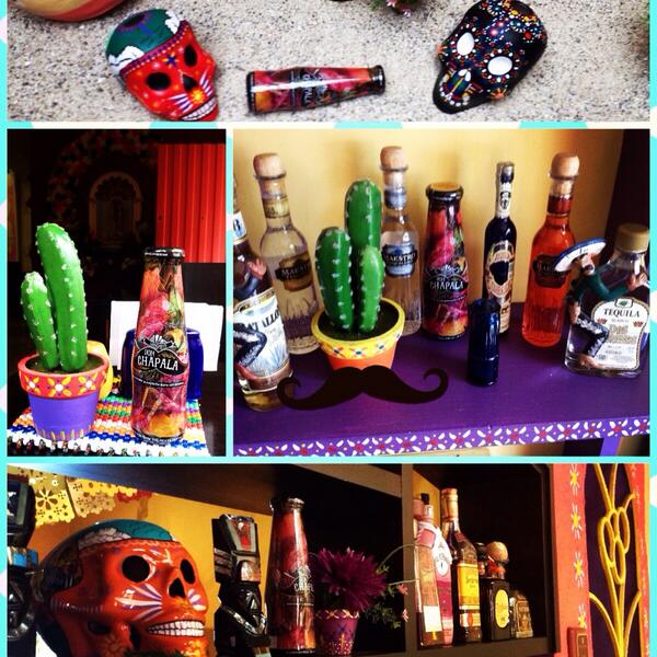 SangritaDC's tweet photo. Ya puedes vivir la experiencia de tomar el tequila con Sangrita don chapala en tacuate restaurante mexicano! http://t.co/REKSTd2ub3