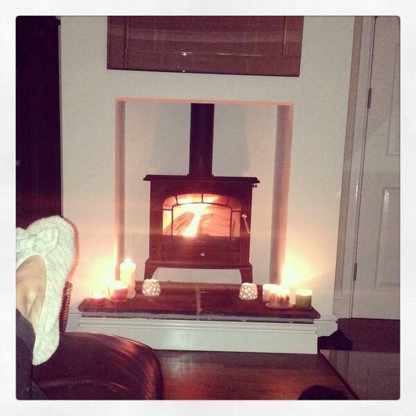 GwynethHedges's tweet image. First attempt at lighting a fire - last approx 5minutes! 😳