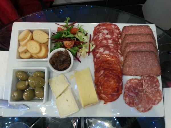 NaturallyScrum's tweet photo. Here's our NS Antipasti Platter! Perfect with a bottle of our lovely Borsao wine (red, white or rose)for only £21.95! http://t.co/QL2J3UAIbA