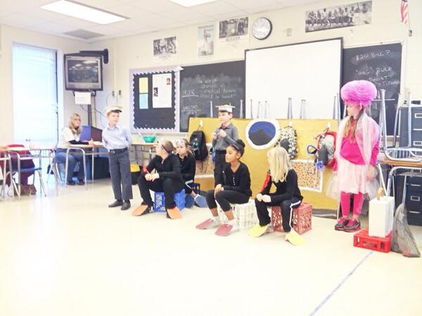 JRDIgest's tweet image. A DI-ving mission? #IDODI