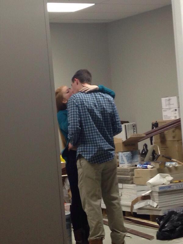 VolMakeout's tweet image. #volmakeout in a classroom