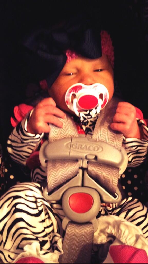 layne_grace7's tweet photo. Drew all dressed up to see the doctor today :) http://t.co/XbYwQ8EvJU