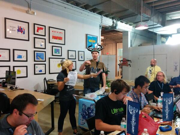 apprendelabs's tweet image. Oh yeah Spiked Popsicle time thanks @jcleblanc @PayPalDev #battlehack #miami