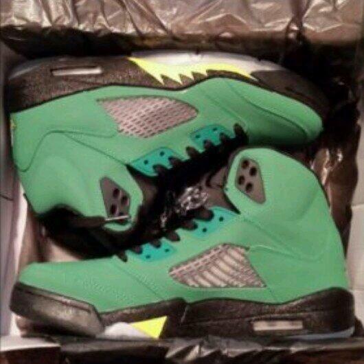 leosneakers's tweet photo. Quack Quack :) http://t.co/K37dxLy24w