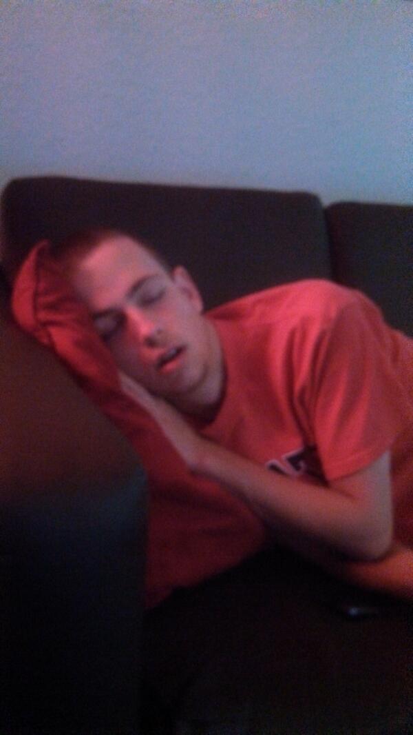 WolfpackPassOut's tweet photo. “@kinchen1andonly: @WolfpackPassOut can't hang when they come to Raleigh @Jay__Tee4 http://t.co/ZGPBaYvz1m” #ptfo