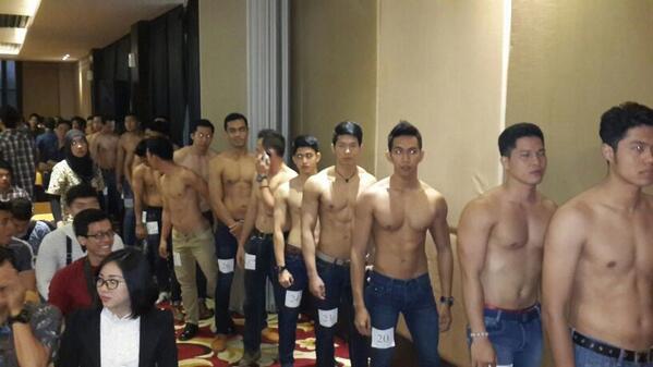 Road To L-MEN OF THE YEAR 2014 (JUNE 6,2014) - Page 2 BhIA4Q6CQAAO4TR