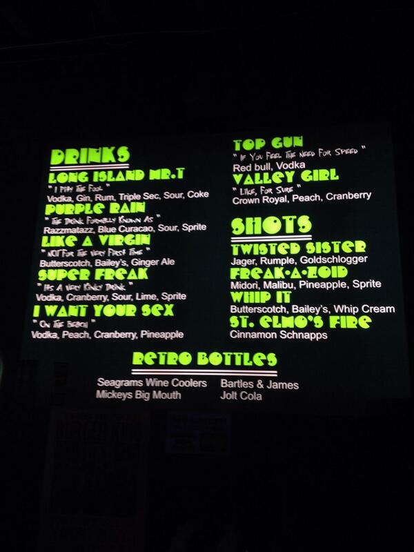 brewchoice's tweet photo. The Roxbury 80s/90s bar is awesome #charlotte http://t.co/oXFTkegG56