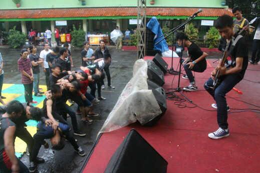 SCIENCE FROM SCHOOL tweet media