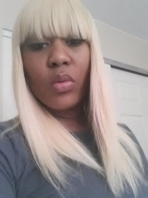 No makeup http://t.co/VxpMfFKwul