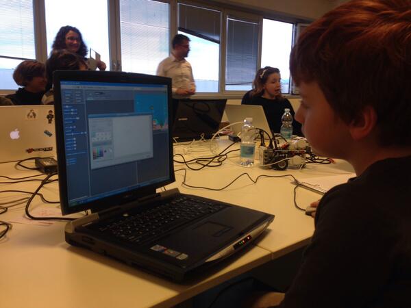 CoderDojoRa's tweet image. Flashback dall&apos;ultima sessione #coderdojo a Faenza