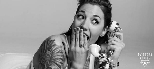 Les dejamos más fotos de las modelos con más onda de la Argentina <a href="/MagaliVola/">Maggie_v</a> #TATTOOEDMODELS