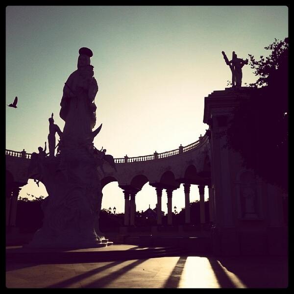 EsMaracaibo's tweet image. Amanecer #Monumento #Maracaibo