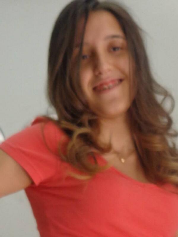 FcPaulaf2014's tweet photo. @Eliana bom dia idola eliana, camila  de cataguases,mg  sou muito sua fã desde pequena e até hoje.e mande um beijo http://t.co/g2Q39cZHhG