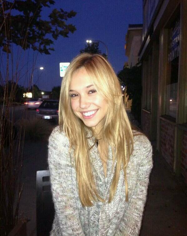 renascgdr's tweet photo. sorrido sempre ciao :-) http://t.co/cMAIL22OyC