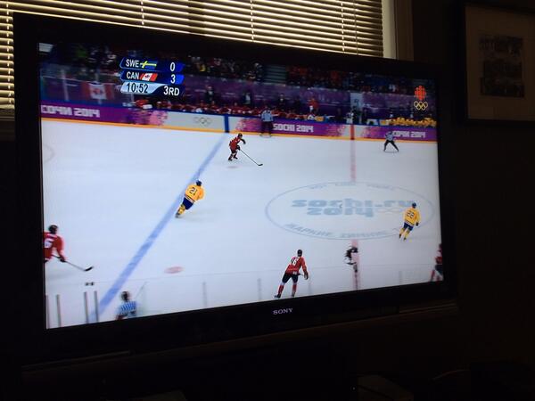 JordTobin's tweet photo. #awesome #gocanadago http://t.co/grGxJUZWw0