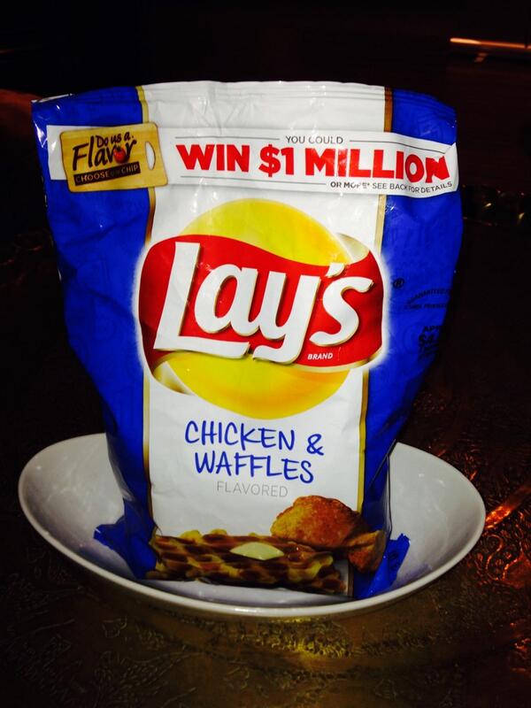 zamora00799's tweet photo. Come get some chicken and waffle chips at #Goodfellas garage and get your #GFMainEvent tickets now!!! http://t.co/goUI2RzVxY