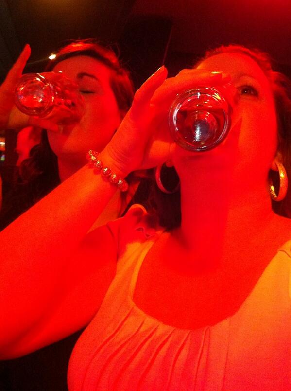 tanyamdowling's tweet photo. Brilliant night #familybanter #cracked http://t.co/0xEvVQWB3D