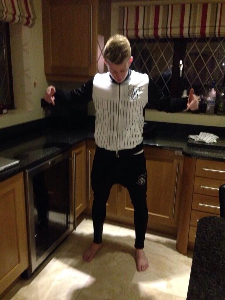 sik silk trackies