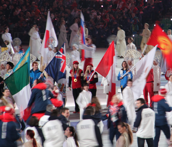 TeamCanada's tweet image. Your Closing Ceremony flag bearers @BobsledKaillie @HeatherMoyse | #WeAreWinter