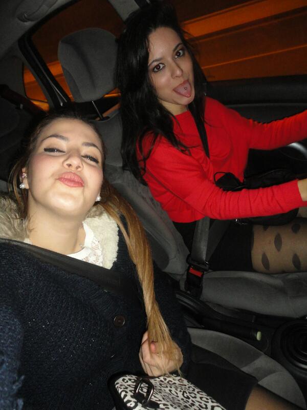 AuroraGSalas's tweet photo. Si es que @NereSG5 se hace de amar :* http://t.co/qDTLqcrkYJ