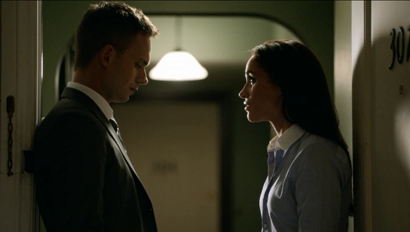 GabrielMachtFan's tweet photo. #Suits #1CastPerWk #WkMikeRoss #WkPatrickJAdams #PJA #MikeRoss #ThePuppy #HarveyJunior. #RachelZane #MeghanMarkle http://t.co/g9f3IAr1nt