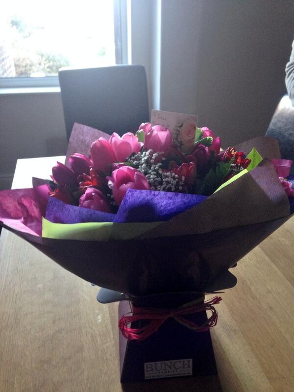cfmills29's tweet image. Gorgeous flowers from my sister! #topsis 😘