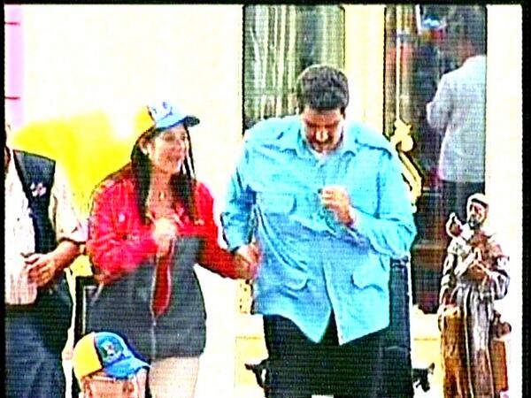 williecolon's tweet photo. ¿YA VES LO IDIOTA QUE ES ESTE CRETINO? No tiene ni idea del sufriemiento del pueblo ni de lo que lo espera a él 
http://t.co/DN11QDGGKp