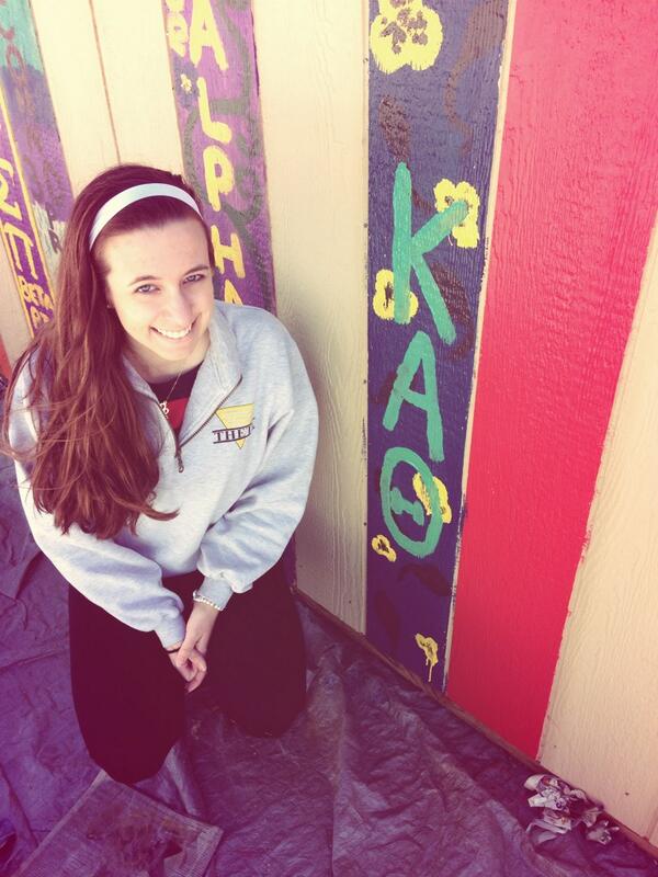 UConnTheta's tweet image. Spotted: @JemmaSinead supporting Habitat for Humanity and helping paint the playhouse! #WidestInfluenceForGood