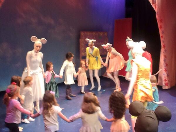 Angelina Ballerina tweet media