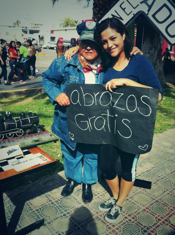 RotaractTC's tweet image. Hoy fue #DomingoRotaract en el #PaseoColón. Estuvimos regalando abrazooooos