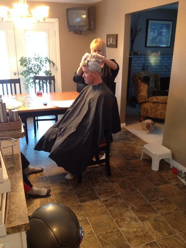 JordanLow12's tweet image. Coach duff is fer da boys #bleech #wheresdoug? @100MHWranglers